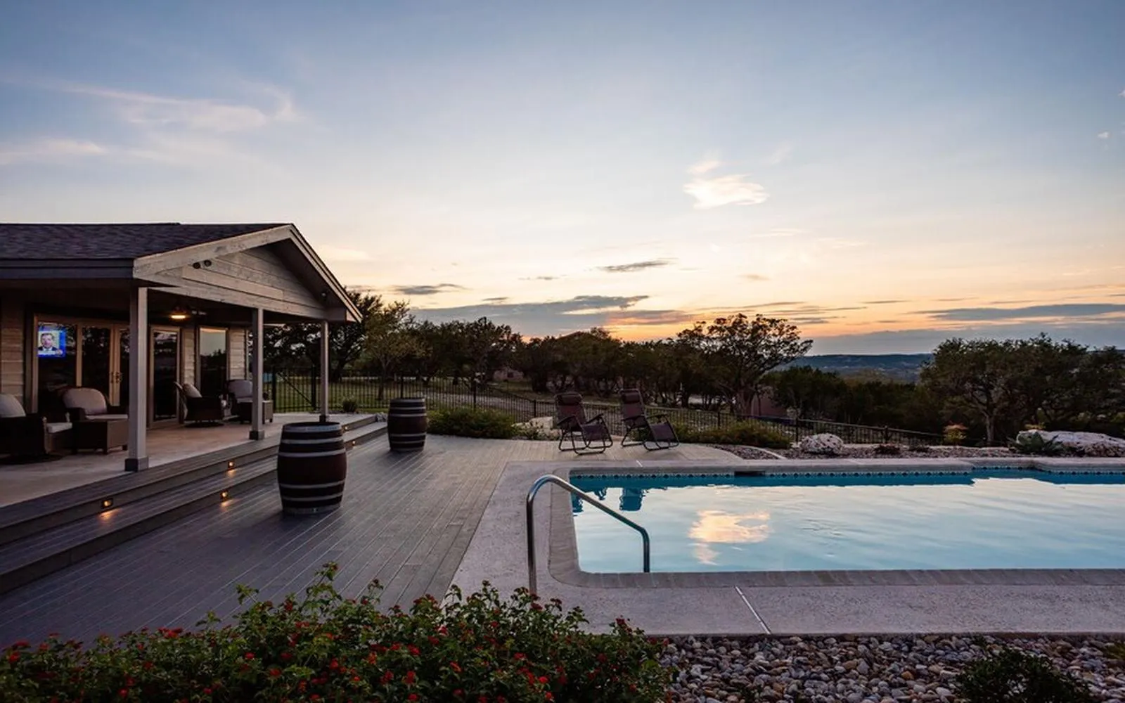 Unlocking Success: Insider Tips from a Top Vrbo Owner